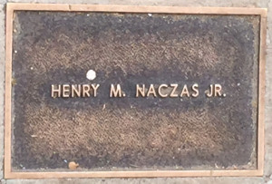 Naczas, Henry